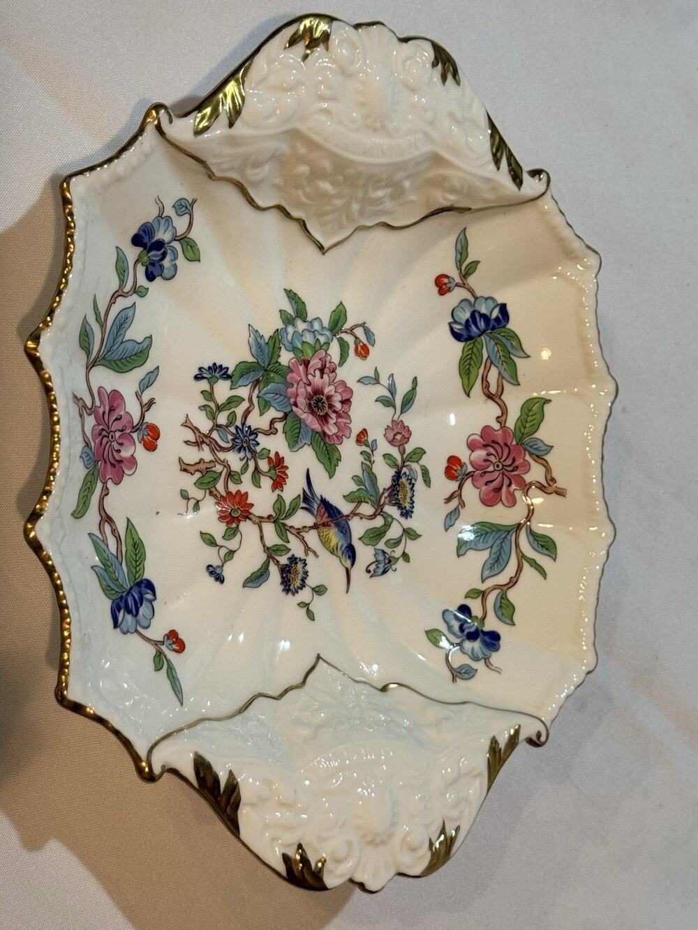 Aynsley Pembroke Fine English Bone China Double Handled Bon Bon Dish